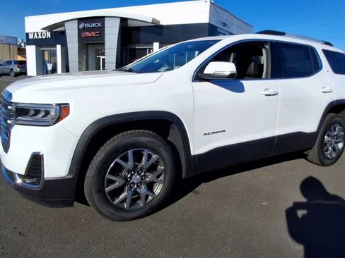 Certified 2023 GMC Acadia SLT image 6