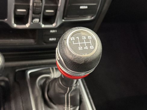 Used 2019 Jeep Wrangler Unlimited Sahara AWD/4WD image 25