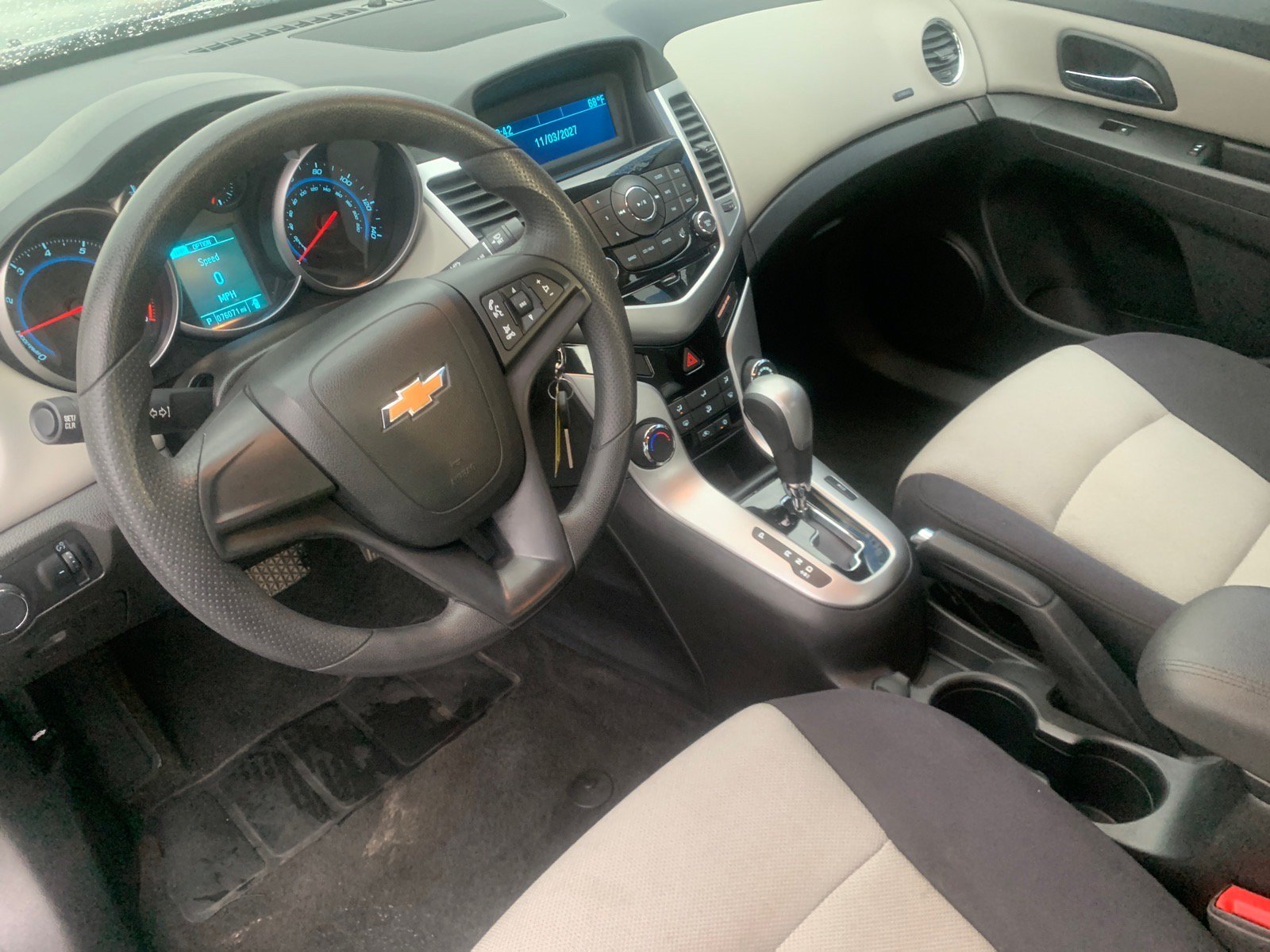Used 2015 Chevrolet Cruze LS FWD image 7