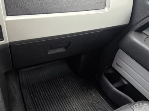 Used 2014 Ford F150 FX4 w/ Equipment Group 402A Luxury AWD/4WD image 20