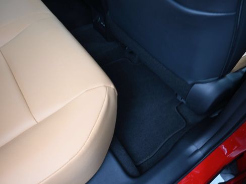 Used 2025 Lexus NX 250 FWD w/ Towing Package (2000 Lbs) image 20