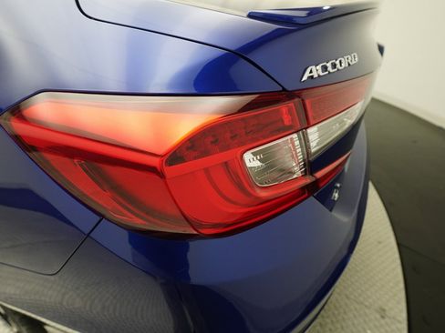 Used 2020 Honda Accord Sport image 31