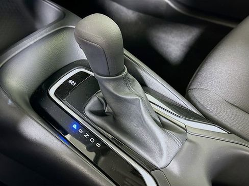 Certified 2025 Toyota Corolla LE image 19