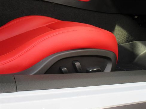 Used 2019 Chevrolet Corvette Stingray Z51 image 15