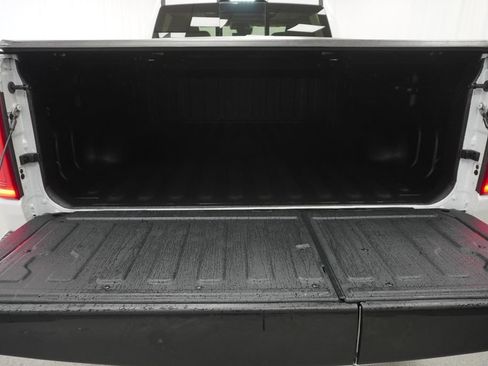 Used 2025 RAM 1500 Limited AWD/4WD image 46