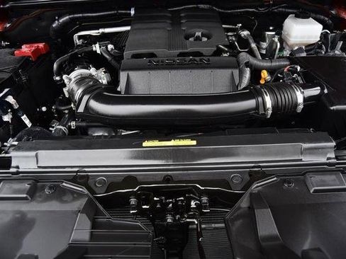 Certified 2025 Nissan Frontier PRO-4X w/ Pro Premium Package image 32