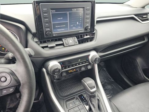 Used 2021 Toyota RAV4 XLE Premium AWD/4WD image 33