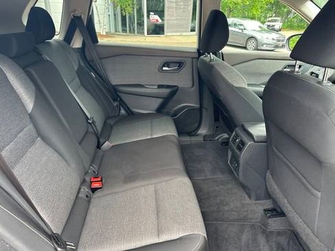 Used 2022 Nissan Rogue SV image 24