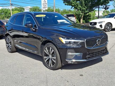 Certified 2023 Volvo XC60 B5 Plus w/ Climate Package AWD/4WD image 1