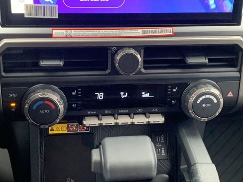 New 2025 Toyota 4Runner TRD Off-Road Premium image 22