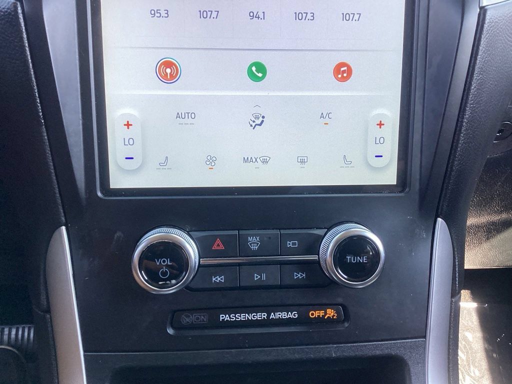 Used 2024 Ford Edge SEL AWD/4WD image 21