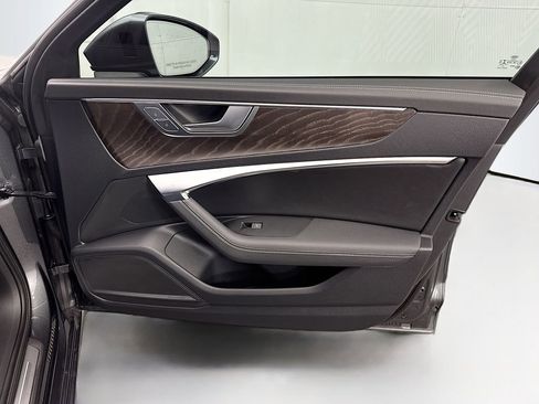 Used 2022 Audi A6 Premium Plus image 24