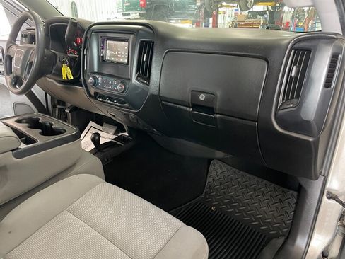 Used 2017 GMC Sierra 1500 4x4 Crew Cab w/ Sierra Convenience Package image 17
