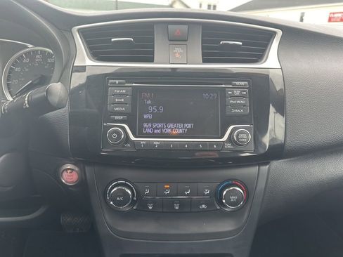 Used 2017 Nissan Sentra SV FWD image 22