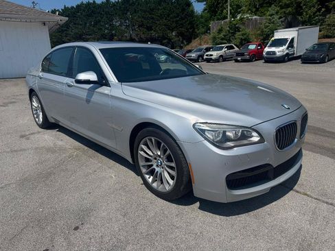 Used 2013 BMW 750Li RWD image 1