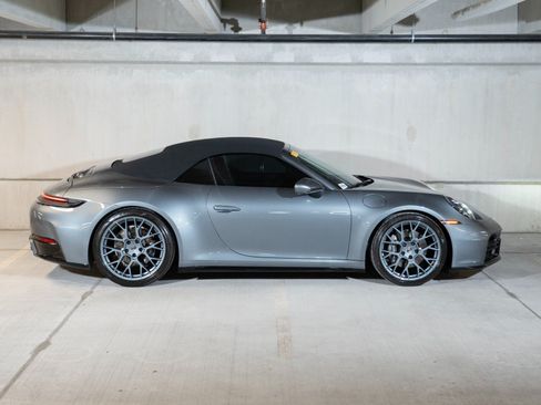 Used 2025 Porsche 911 Carrera T RWD image 8