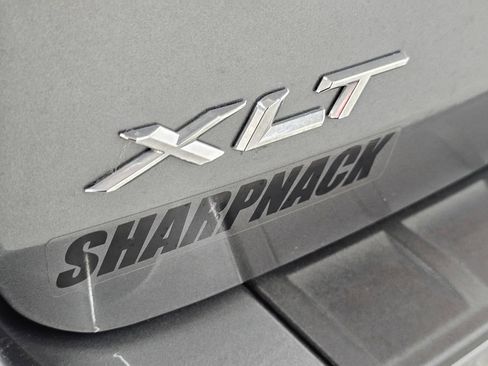 Used 2023 Ford Explorer XLT w/ Equipment Group 202A AWD/4WD image 26