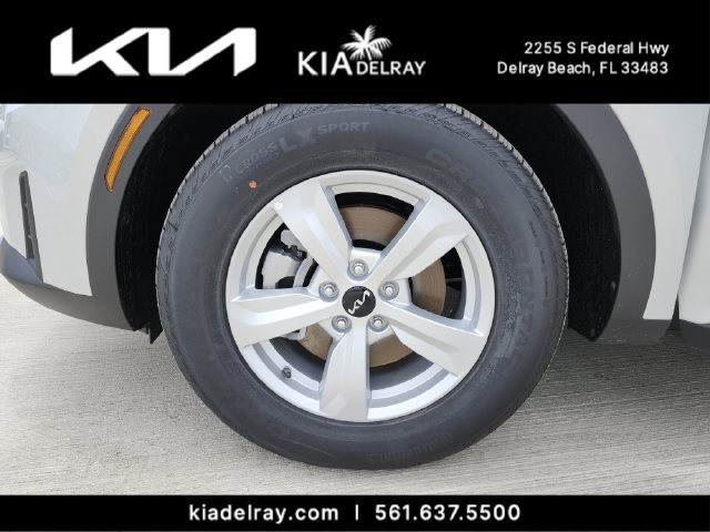 New 2026 Kia Sorento LX FWD image 28