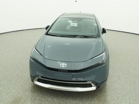 New 2026 Toyota Prius Plug-In Hybrid FWD image 8
