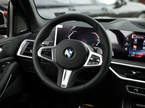 New 2026 BMW X5 xDrive40i w/ M Sport Package image 26