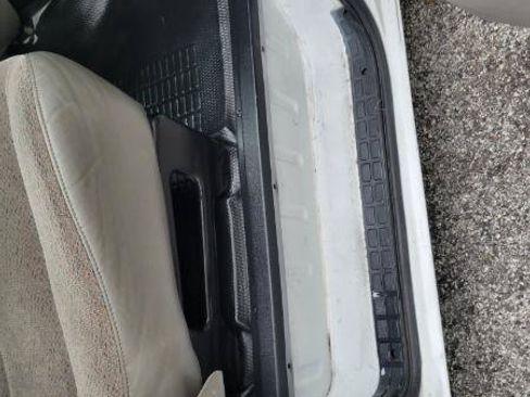 Used 2005 Chevrolet Astro w/ Convenience Package RWD image 36
