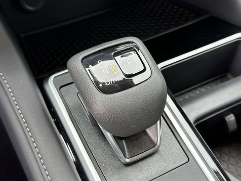 New 2026 Nissan Pathfinder SV image 31