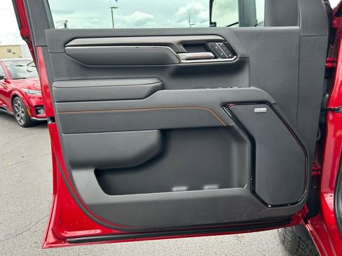 New 2025 GMC Sierra 2500 AT4 image 22