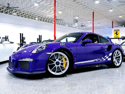Used 2016 Porsche 911 GT3 RS RWD image 4