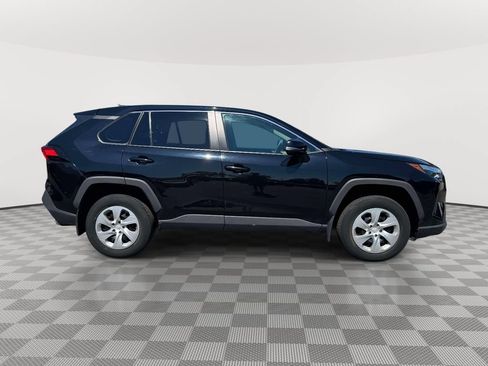 Used 2023 Toyota RAV4 LE AWD/4WD image 8