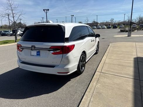 Used 2023 Honda Odyssey Elite image 4