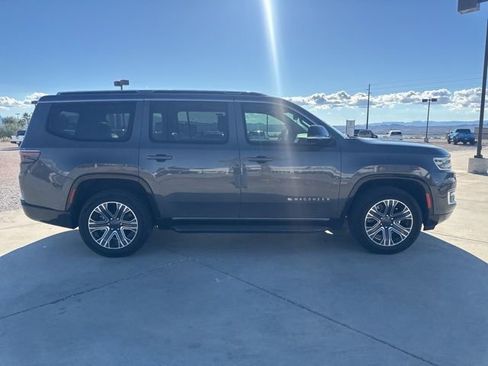 Used 2024 Jeep Wagoneer 2WD w/ Premium Group I image 4