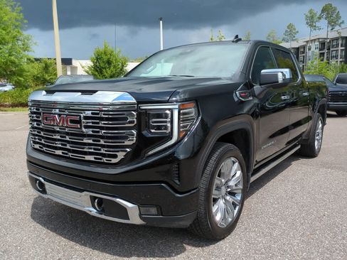 Used 2025 GMC Sierra 1500 Denali AWD/4WD image 2