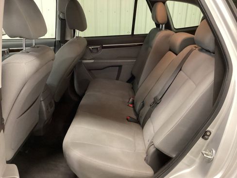 Used 2011 Hyundai Santa Fe GLS image 24