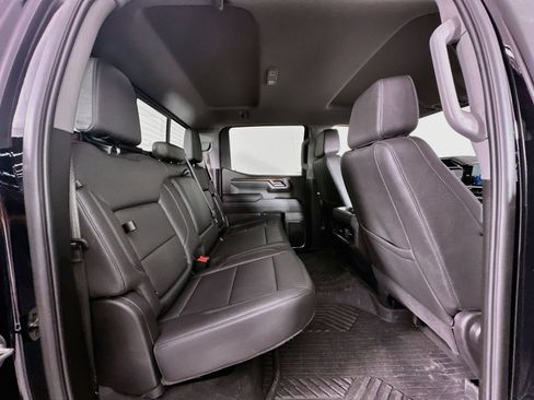 Used 2025 Chevrolet Silverado 1500 LT Trail Boss w/ LT Trail Boss Premium Package AWD/4WD image 28