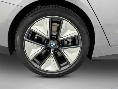 Used 2025 BMW i4 xDrive40i w/ Premium Package image 37