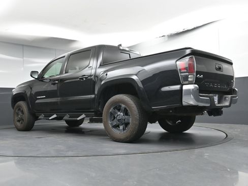 Used 2019 Toyota Tacoma SR5 image 29