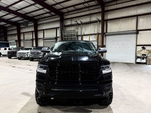 Used 2019 RAM 1500 Laramie AWD/4WD image 10