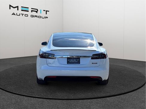 Used 2019 Tesla Model S Performance image 8