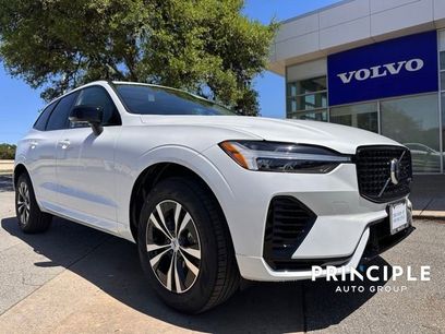 New 2025 Volvo XC60 T8 Core