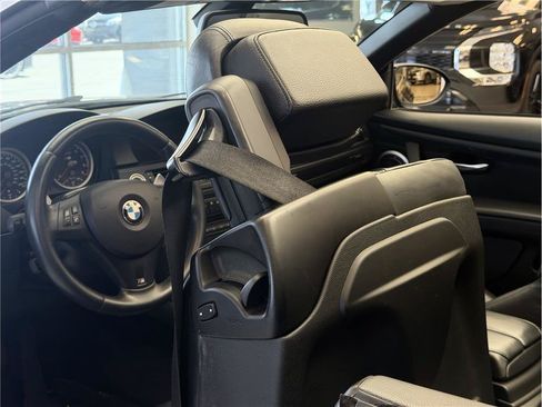 Used 2013 BMW M3 Convertible RWD image 25