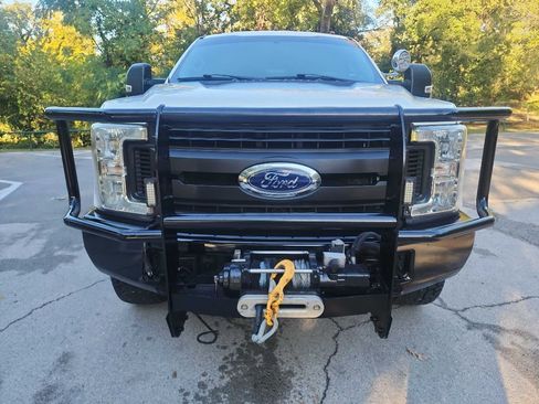 Used 2017 Ford F350 XL w/ Power Equipment Group AWD/4WD image 2