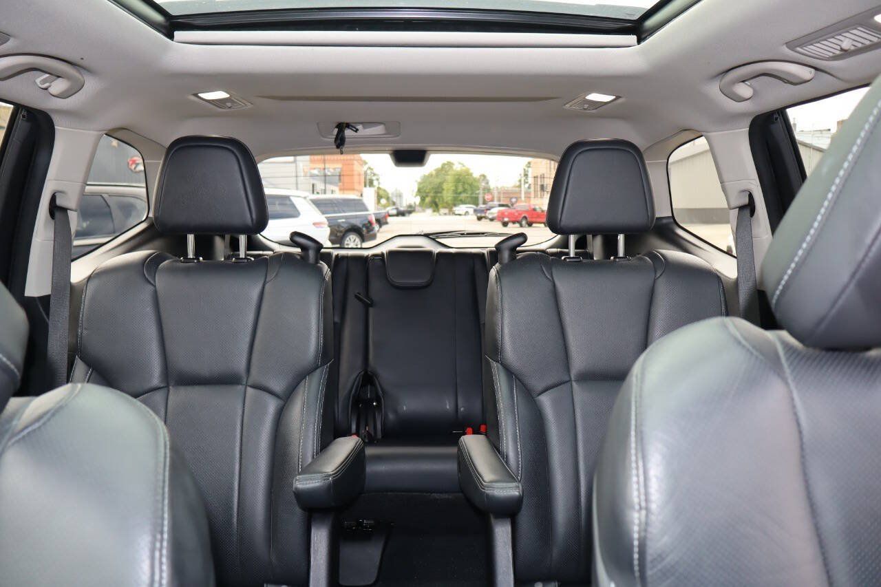 Used 2021 Subaru Ascent Touring AWD/4WD image 8
