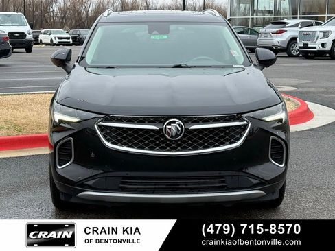 Used 2022 Buick Envision Avenir w/ Technology Package II FWD image 2