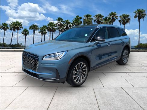 Used 2023 Lincoln Corsair Reserve w/ Equipment Group 201A AWD/4WD image 3