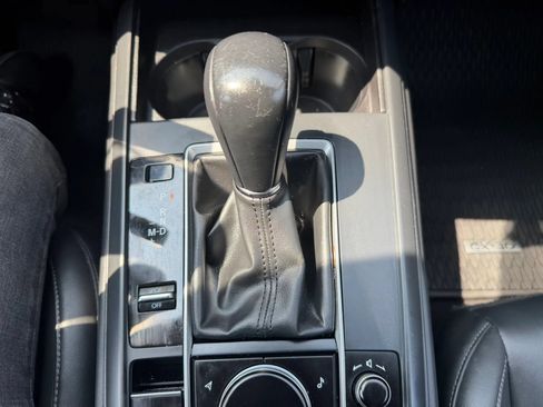 Used 2021 MAZDA CX-30 FWD 2.5 S w/ Select Package image 26