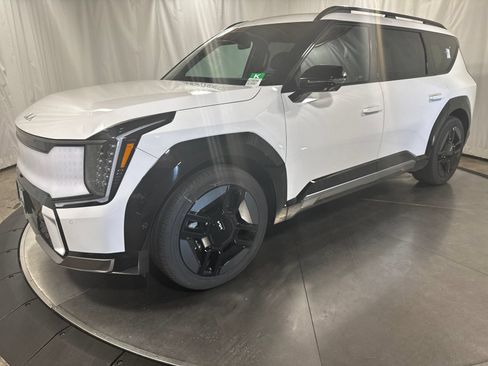 New 2026 Kia EV9 GT-Line AWD/4WD image 1