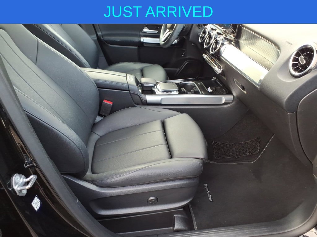 Used 2020 Mercedes-Benz GLB 250 4MATIC image 8