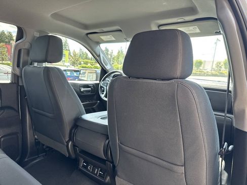 Used 2019 Chevrolet Silverado 1500 LT w/ All-Star Edition AWD/4WD image 22