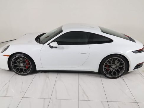 Used 2020 Porsche 911 Carrera S image 38