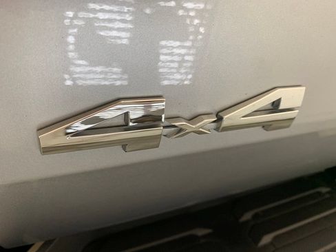Used 2024 Toyota Tundra SR5 w/ SR5 Premium Package AWD/4WD image 10